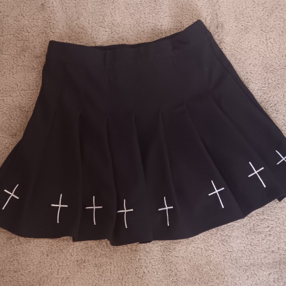 Gothic pleated mini skirt